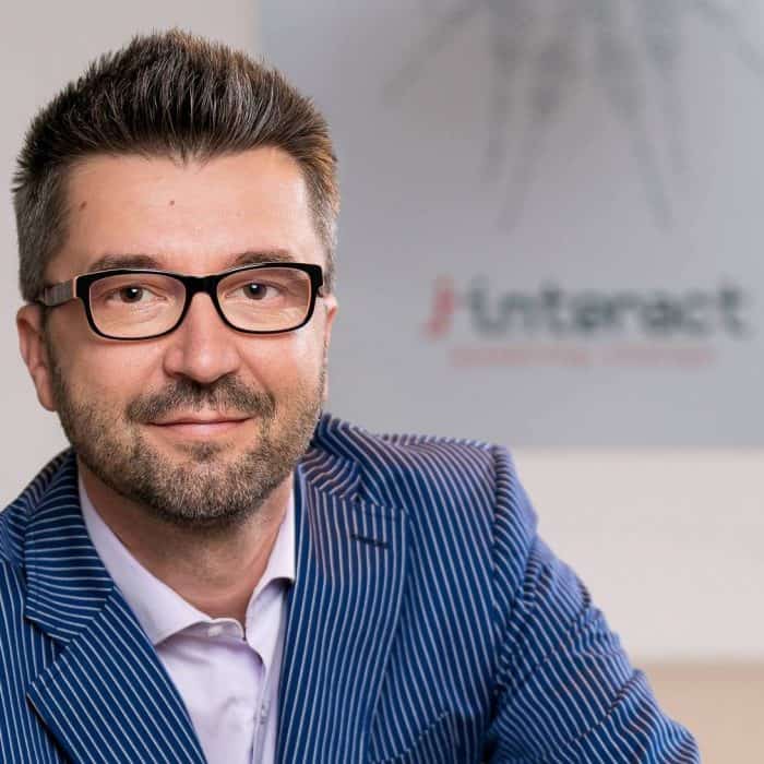 employee image